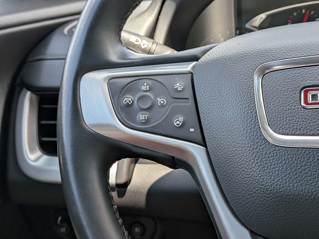 Used 2024 GMC Terrain SLT FWD image 29