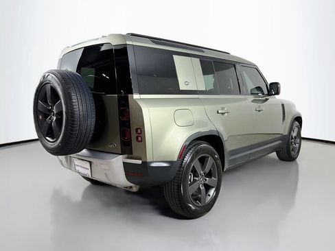 Certified 2023 Land Rover Defender 110 SE AWD/4WD image 5