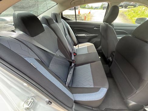 Used 2025 Nissan Versa SV FWD image 37