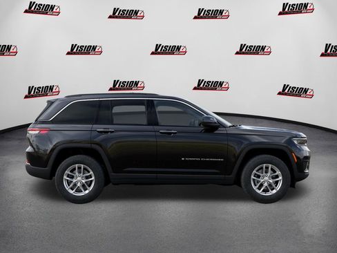 New 2025 Jeep Grand Cherokee Laredo w/ Luxury Tech Group I AWD/4WD image 21