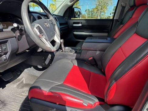 Used 2018 Toyota Tundra SR5 w/ SR5 Upgrade Package image 4