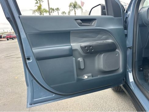 Used 2025 Ford Maverick XLT w/ Black Appearance Package image 33