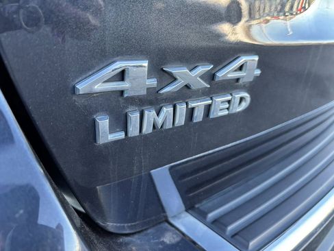 Used 2013 Jeep Grand Cherokee Limited w/ Luxury Group II image 11