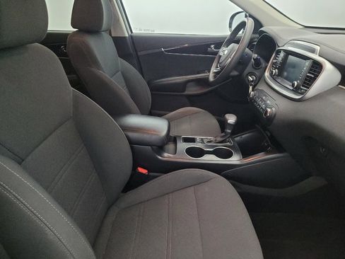 Used 2019 Kia Sorento LX image 21