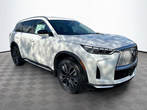 Certified 2026 INFINITI QX60 Luxe w/ Cargo Package FWD image 4