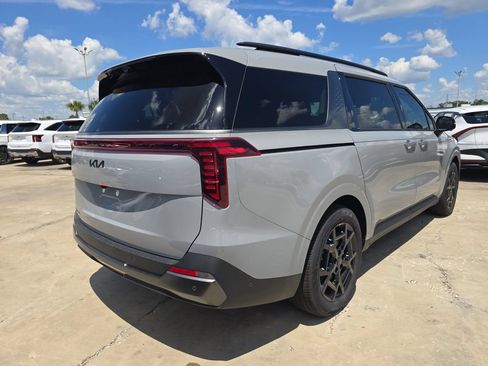 New 2026 Kia Carnival SX Prestige FWD image 8