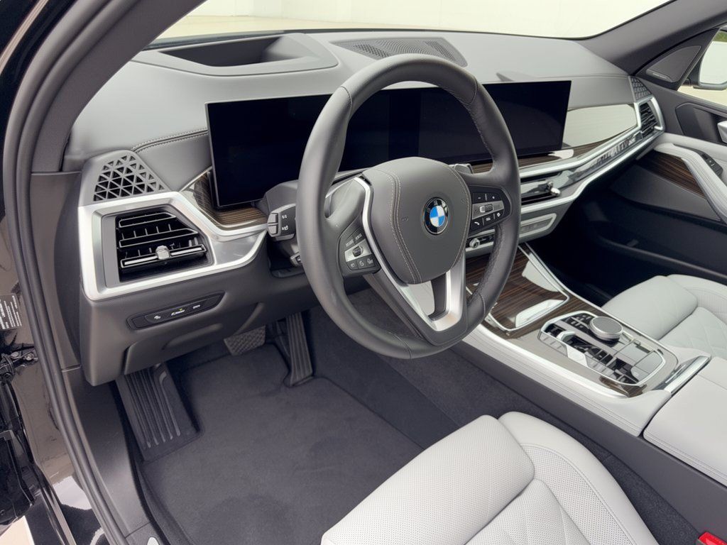 Used 2026 BMW X5 sDrive40i RWD image 4