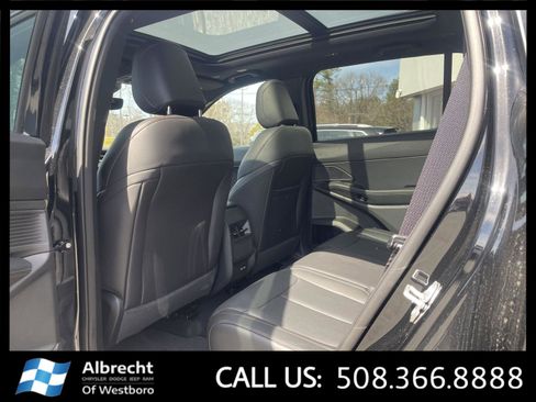 New 2026 Jeep Cherokee Limited image 11