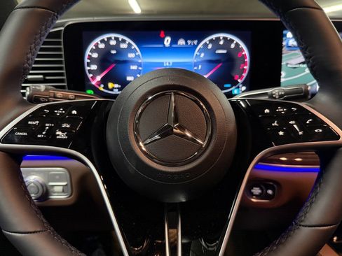 New 2026 Mercedes-Benz GLS 450 4MATIC image 29