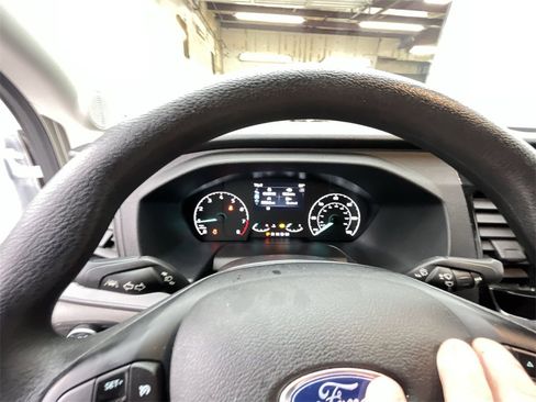 Used 2024 Ford Transit 350 XLT image 15