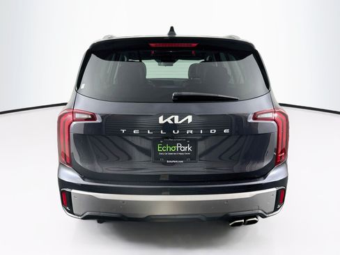 Used 2025 Kia Telluride S FWD image 7