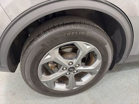 Used 2025 Ford Escape ST-Line image 9