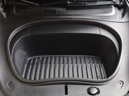 Used 2024 Tesla Model 3 Long Range RWD image 10