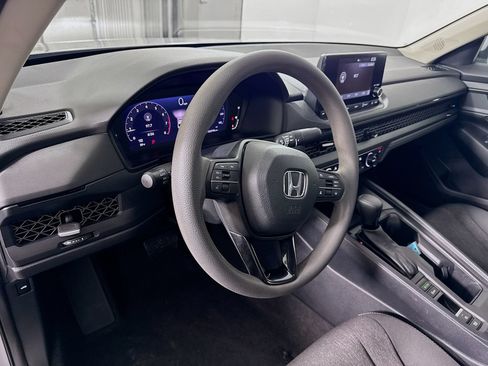 Used 2023 Honda Accord EX image 23