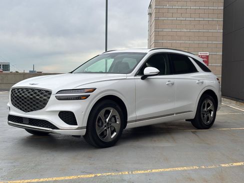 New 2026 Genesis GV70 2.5T Advanced AWD/4WD image 2