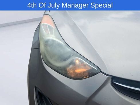 Used 2011 Hyundai Elantra GLS FWD image 9