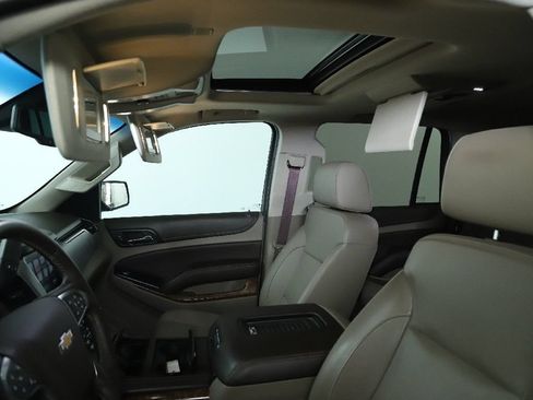 Used 2017 Chevrolet Tahoe Premier AWD/4WD image 22