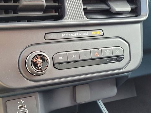 New 2026 Ford Maverick XL image 54