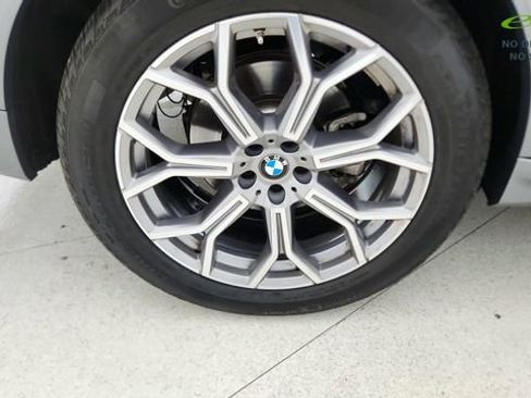 Used 2025 BMW X7 xDrive40i AWD/4WD image 63