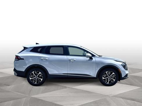 Certified 2025 Kia Sportage EX FWD image 9