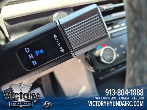 Used 2025 Hyundai Tucson Limited AWD/4WD image 24