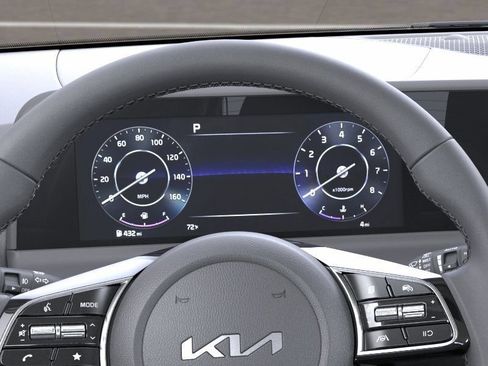 New 2026 Kia Seltos EX FWD image 29