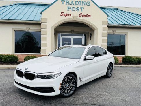 Used 2019 BMW 530i w/ Convenience Package RWD image 23