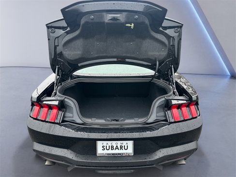 Used 2025 Ford Mustang Premium image 19