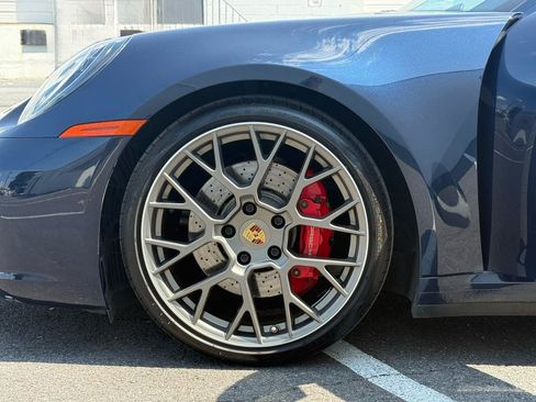 Used 2020 Porsche 911 Carrera S RWD image 36