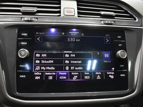 Used 2022 Volkswagen Tiguan SEL R-Line image 22