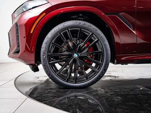 New 2026 BMW X6 xDrive40i w/ Climate Comfort Package image 13