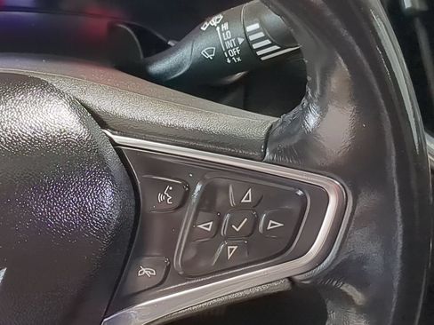 Used 2019 Chevrolet Equinox LT w/ Driver Convenience Package AWD/4WD image 30