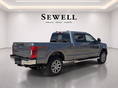 Used 2022 Ford F250 Lariat w/ Lariat Ultimate Package AWD/4WD image 4