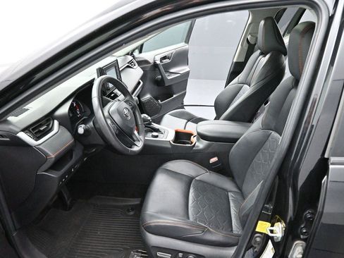 Used 2022 Toyota RAV4 Adventure w/ Convenience Package AWD/4WD image 11