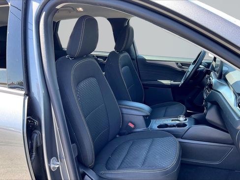 Used 2023 Ford Escape Active w/ Cold Weather Package FWD image 7