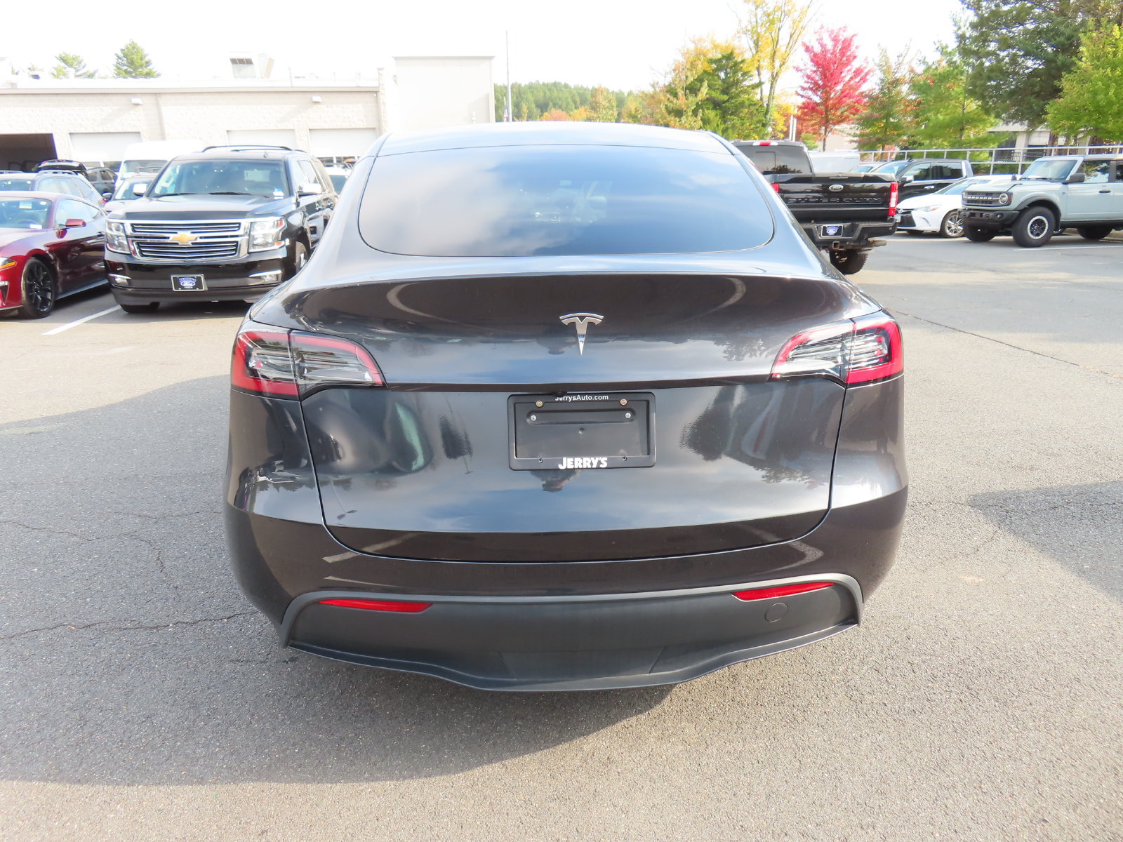 Used 2024 Tesla Model Y 2WD image 6