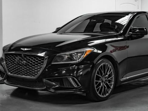 Used 2018 Genesis G80 3.3T Sport RWD image 8