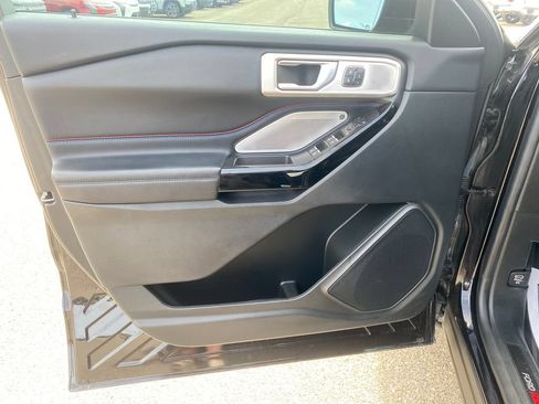 Used 2022 Ford Explorer ST w/ Equipment Group 401A AWD/4WD image 19