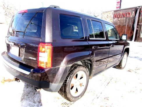 Used 2014 Jeep Patriot Limited w/ Sun/Sound Group image 4