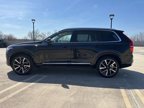 Certified 2023 Volvo XC90 B5 Plus w/ Protection Package Premier image 5