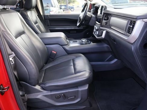 Certified 2022 Ford Expedition XLT RWD image 22