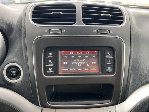 Used 2016 Dodge Journey SE image 16