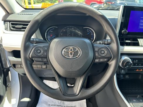 Certified 2023 Toyota RAV4 XLE w/ Convenience Package AWD/4WD image 24