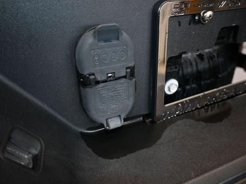 Used 2021 Chevrolet Silverado 1500 Custom Trail Boss image 36