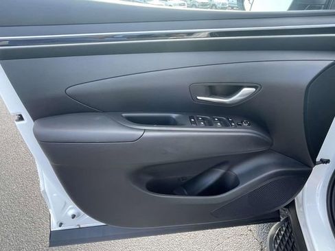 Used 2024 Hyundai Santa Cruz SEL image 15