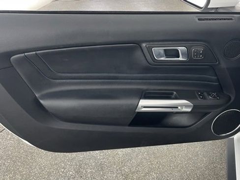 Used 2018 Ford Mustang GT Premium w/ Equipment Group 401A image 34