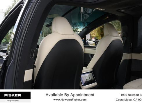 Used 2022 Tesla Model X image 19