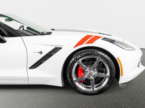 Used 2014 Chevrolet Corvette Stingray Coupe RWD image 6