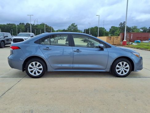 Certified 2026 Toyota Corolla LE FWD image 5