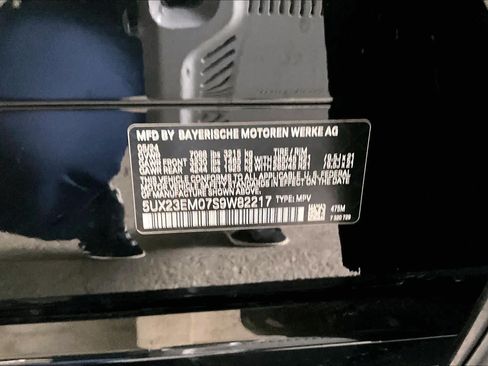 Used 2025 BMW X7 xDrive40i w/ Premium Package AWD/4WD image 33
